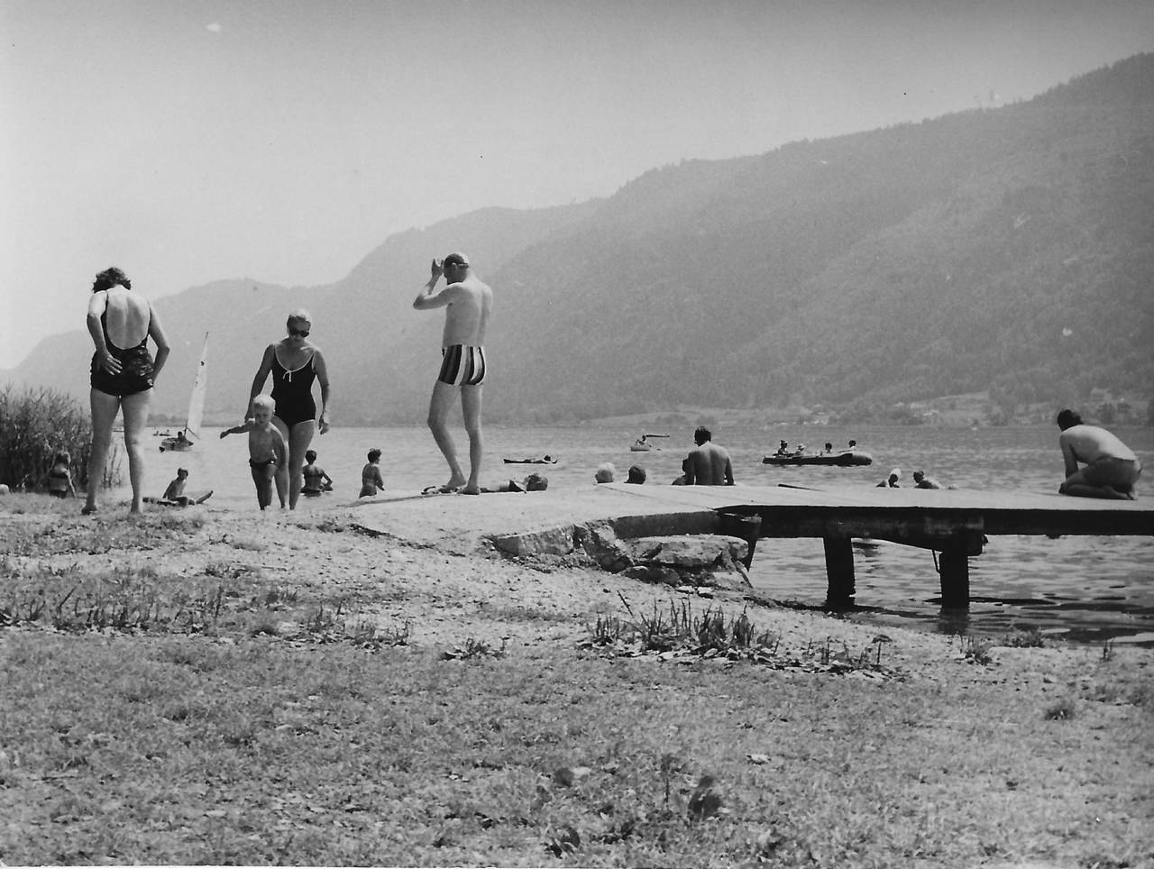 Ossiacher See, See, Steg, Stein, Stiegl, Strandbad Morgenfurt, Wiese