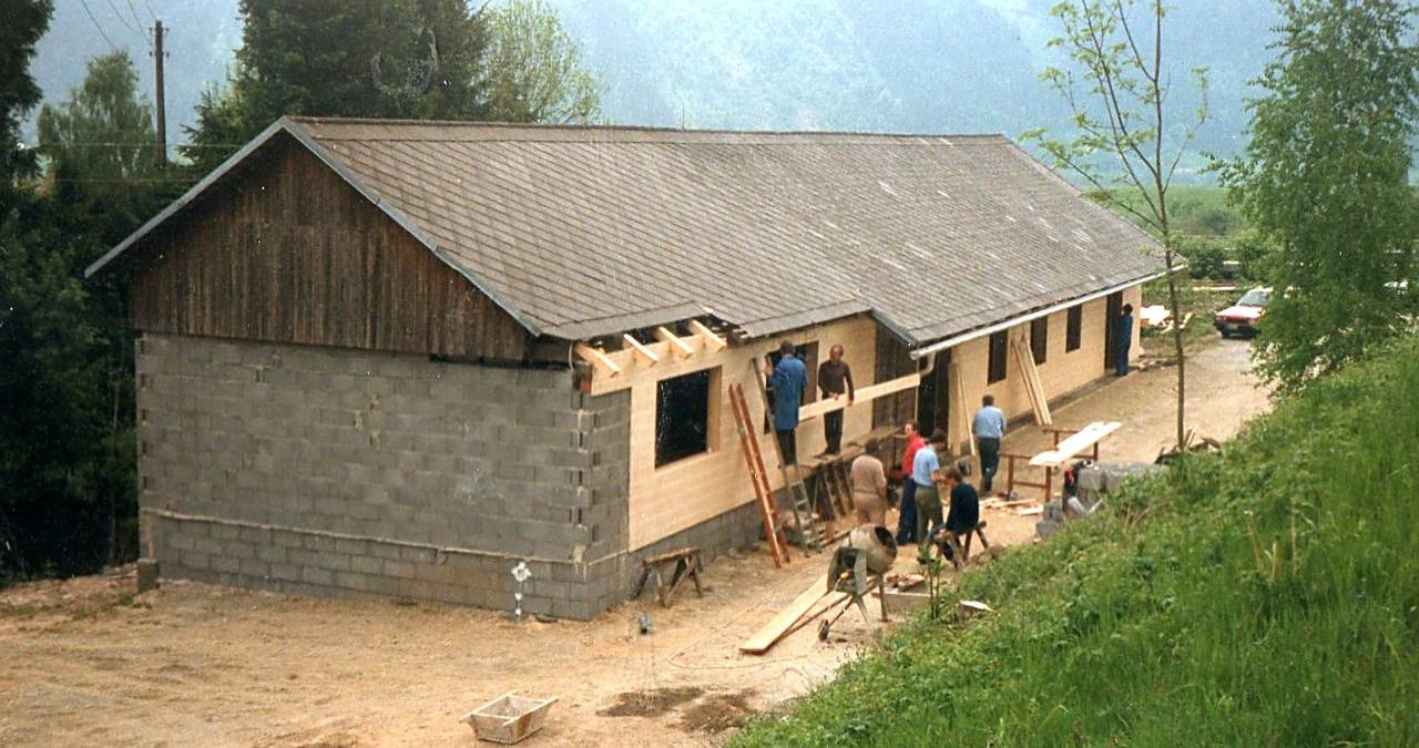Dorfgemeinschaftshaus, Mann, Tiffen, Umbau
