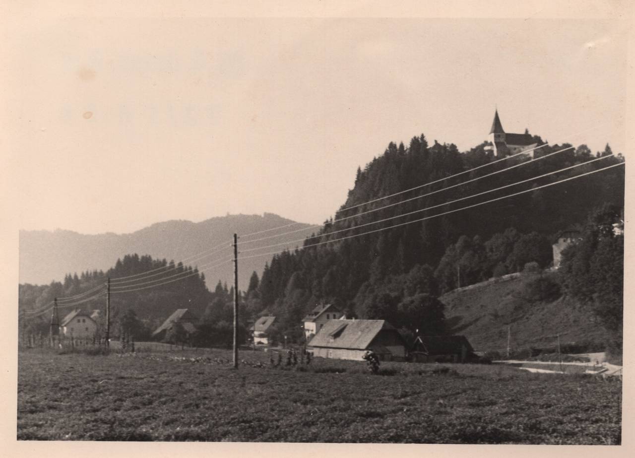 Feld, Haus, Kirche, Tiffen